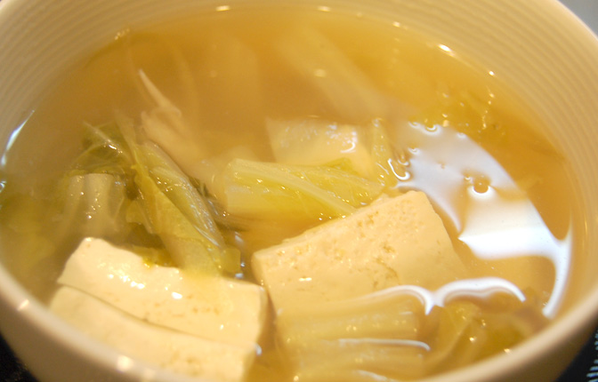 白菜と豆腐のスープ